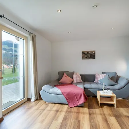 Holaus Apartament *