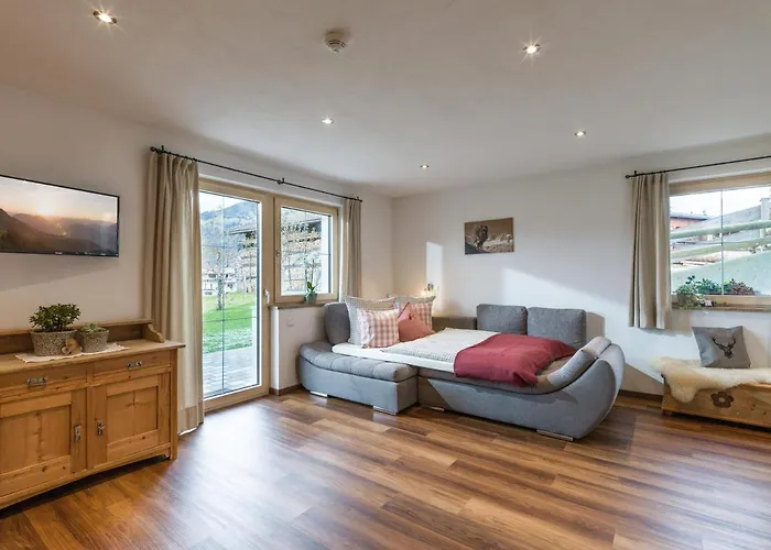 Holaus Appartement *